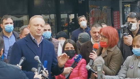 ДВА КЉУЧНА ПИТАЊА: Ђилас одбио да одговори Новостима о плаћању пореза и истраживању КРИК-а! ДВА КЉУЧНА ПИТАЊА: Ђилас одбио да одговори Новостима о плаћању пореза и истраживању КРИК-а!