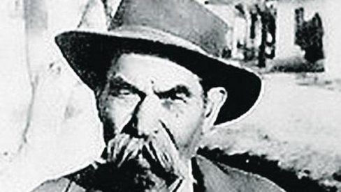 AMETOV NEOBIČAN PODVIG KOJI SE NE ZABORAVLJA: U Leskovcu obeležena godišnjica Kumanovske bitke AMETOV NEOBIČAN PODVIG KOJI SE NE ZABORAVLJA: U Leskovcu obeležena godišnjica Kumanovske bitke