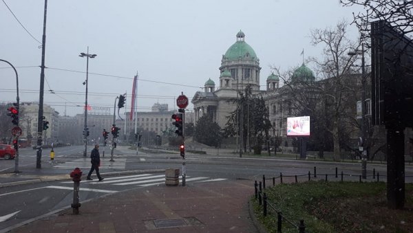 СТИЖЕ ПРОМЕНА ВРЕМЕНА: Метеоролози упозорили да ће након Божића стићи захлађење (ФОТО) СТИЖЕ ПРОМЕНА ВРЕМЕНА: Метеоролози упозорили да ће након Божића стићи захлађење (ФОТО)