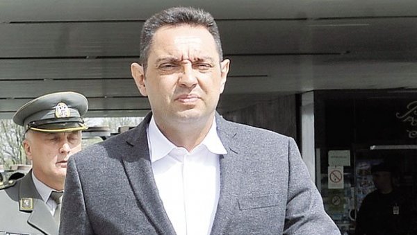 ВУЛИН: Млади треба да се пријаве на професионалну обуку ВУЛИН: Млади треба да се пријаве на професионалну обуку