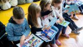 МАЛИШАНИМА КЊИГА О САОБРАЋАЈУ: За безбедност предшколаца из ПУ Дечји дани МАЛИШАНИМА КЊИГА О САОБРАЋАЈУ: За безбедност предшколаца из ПУ Дечји дани