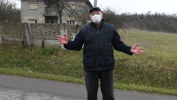 ТЕШКО СУ ЖИВЕЛИ, ЖЕНА ГА ЈЕ ОСТАВИЛА: Брат Владана, који је убио сина па себе, о трагедији у Барајеву (ВИДЕО) ТЕШКО СУ ЖИВЕЛИ, ЖЕНА ГА ЈЕ ОСТАВИЛА: Брат Владана, који је убио сина па себе, о трагедији у Барајеву (ВИДЕО)