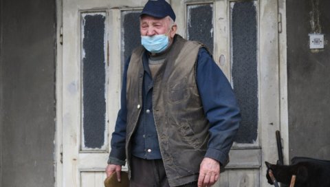 ВЛАДАН НАГОВЕСТИО ТРАГЕДИЈУ - Отац Драгољуб: Рекао ми је да ће данас до подне, на Младенце, да убије и себе и сина (ВИДЕО) ВЛАДАН НАГОВЕСТИО ТРАГЕДИЈУ - Отац Драгољуб: Рекао ми је да ће данас до подне, на Младенце, да убије и себе и сина (ВИДЕО)
