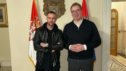 ОГЛАСИО СЕ ФИЛИП ПЛЕЈН НАКОН САСТАНКА СА ВУЧИЋЕМ: Потврдио да почиње да послује у Србији (ФОТО) ОГЛАСИО СЕ ФИЛИП ПЛЕЈН НАКОН САСТАНКА СА ВУЧИЋЕМ: Потврдио да почиње да послује у Србији (ФОТО)