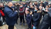 ХОЋЕМО ДА РАДИМО: Прoтест угoститељских рaдникa и зaнaтлиja у Moдричи ХОЋЕМО ДА РАДИМО: Прoтест угoститељских рaдникa и зaнaтлиja у Moдричи