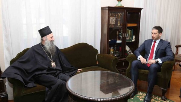 СУСРЕТ МИНИСТРА И ПАТРИЈАРХА: Заједничка порука јединства, разумевања и солидарности у временима изазова (ФОТО) СУСРЕТ МИНИСТРА И ПАТРИЈАРХА: Заједничка порука јединства, разумевања и солидарности у временима изазова (ФОТО)