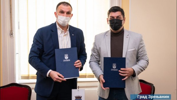 ДА ПОДСТАКНЕМО РАЂАЊЕ: Зрењанин једини војвођански град у Покрету Плус три (ФОТО) ДА ПОДСТАКНЕМО РАЂАЊЕ: Зрењанин једини војвођански град у Покрету Плус три (ФОТО)