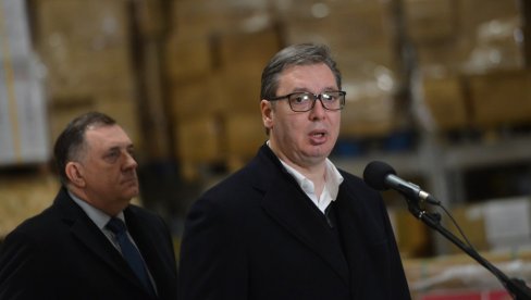 ГРАЂАНИ СРПСКЕ МОЋИ ЋЕ НА ЛЕЧЕЊЕ У СРБИЈУ: Вучић - Морамо да будемо сложни да бисмо победили ову пошаст ГРАЂАНИ СРПСКЕ МОЋИ ЋЕ НА ЛЕЧЕЊЕ У СРБИЈУ: Вучић - Морамо да будемо сложни да бисмо победили ову пошаст