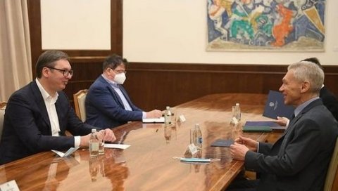 ВУЧИЋ СЕ САСТАО СА ХАРЧЕНКОМ: Председник разговарао са руским амбасадором ВУЧИЋ СЕ САСТАО СА ХАРЧЕНКОМ: Председник разговарао са руским амбасадором
