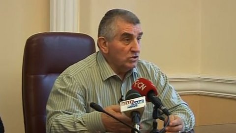 УХАПШЕН ПОЗНАТИ НИШКИ ПОЛИТИЧАР: Био је народни посланик и заменик градоначелника УХАПШЕН ПОЗНАТИ НИШКИ ПОЛИТИЧАР: Био је народни посланик и заменик градоначелника