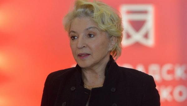 МИРА КАРАНОВИЋ СЕ ОГЛАСИЛА ПОСЛЕ УДЕСА: Аутомобилом сам ударила у возило човека из Ваљева МИРА КАРАНОВИЋ СЕ ОГЛАСИЛА ПОСЛЕ УДЕСА: Аутомобилом сам ударила у возило човека из Ваљева