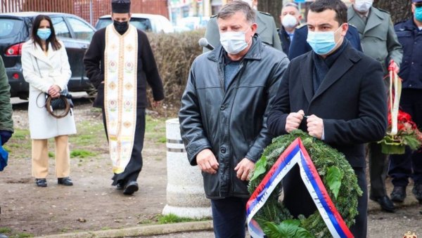 СЕЋАЊЕ НА СТРАДАЛЕ: Пироћанци обележили годишњицу НАТО агресије СЕЋАЊЕ НА СТРАДАЛЕ: Пироћанци обележили годишњицу НАТО агресије