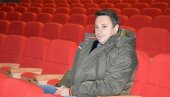 ВЛАСТА НИКАД НЕ УМИРЕ: Андрија Милошевић се опростио од легендарног глумца ВЛАСТА НИКАД НЕ УМИРЕ: Андрија Милошевић се опростио од легендарног глумца