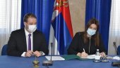 POTPISANA DVA UGOVORA ZA KRUŠEVAC: Ulaganja Ministarstva životne sredine POTPISANA DVA UGOVORA ZA KRUŠEVAC: Ulaganja Ministarstva životne sredine