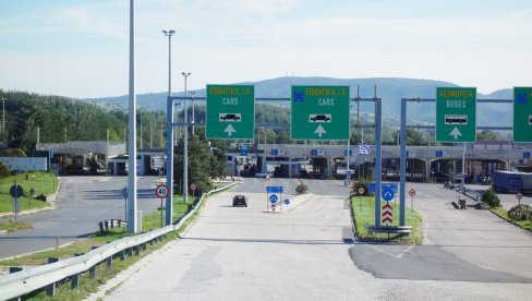 ŠTA SE DEŠAVA NA GRANICI SA GRČKOM: Putnike vraćaju sa prelaza, evo šta je razlog