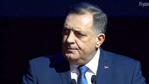 DODIK O HAOSU U BiH: Raspad sistema, stranci su nekad mogli nešto da urade, sad ne mogu ni sebi da pomognu DODIK O HAOSU U BiH: Raspad sistema, stranci su nekad mogli nešto da urade, sad ne mogu ni sebi da pomognu
