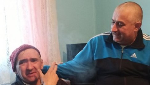 БОРИО СЕ МИЈА ЗА СРБИЈУ, А САД МИ ЗА ЊЕГА: Судбина болесног војника са Кошара ганула је многе БОРИО СЕ МИЈА ЗА СРБИЈУ, А САД МИ ЗА ЊЕГА: Судбина болесног војника са Кошара ганула је многе