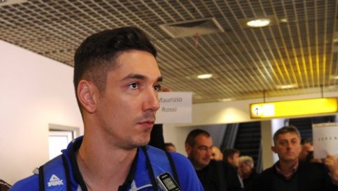 BIVŠI PARTIZANOVAC NOVI GENERALNI DIREKTOR ZVEZDE: Igrao za reprezentaciju, nosio crno-beli dres i tek sada ispunio san BIVŠI PARTIZANOVAC NOVI GENERALNI DIREKTOR ZVEZDE: Igrao za reprezentaciju, nosio crno-beli dres i tek sada ispunio san