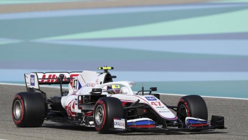 POČELA NOVA SEZONA FORMULE 1: Koju simboliku ima broj 47 koji na bolidu nosi sin Mihaela Šumahera? POČELA NOVA SEZONA FORMULE 1: Koju simboliku ima broj 47 koji na bolidu nosi sin Mihaela Šumahera?
