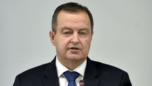 АЛБАНЦИ И ХРВАТИ СУ БРАЋА ПО ОРУЖЈУ: Дачић о изјави да ће Загреб да помогне Приштини - већ су им омогућили набавку оружја! АЛБАНЦИ И ХРВАТИ СУ БРАЋА ПО ОРУЖЈУ: Дачић о изјави да ће Загреб да помогне Приштини - већ су им омогућили набавку оружја!