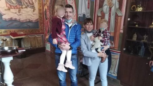 ПОРЦИЈА ИСПУЊЕНА ДОБРОТОМ: Никола Вучић (36) новац од продаје хране даје болесним малишанима ПОРЦИЈА ИСПУЊЕНА ДОБРОТОМ: Никола Вучић (36) новац од продаје хране даје болесним малишанима