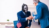 ЦВЕТА САТАНИЗАМ У АМЕРИЦИ: У продаји Сатанине патике, Калифорнија уводи деци молитву богу Астека (ФОТО)