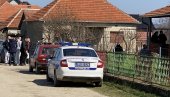 КОМШИЈЕ У НЕВЕРИЦИ: Дечак се играо бомбом, Милорад жртвовао живот да спаси живот сину КОМШИЈЕ У НЕВЕРИЦИ: Дечак се играо бомбом, Милорад жртвовао живот да спаси живот сину