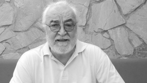 ТАДА МИ ЈЕ ПУКАО ФИЛМ И ОТИШАО САМ У СОВЈЕТСКИ САВЕЗ: Зафир Хаџиманов је прво био глумац, ево како је одлучио да се бави музиком ТАДА МИ ЈЕ ПУКАО ФИЛМ И ОТИШАО САМ У СОВЈЕТСКИ САВЕЗ: Зафир Хаџиманов је прво био глумац, ево како је одлучио да се бави музиком