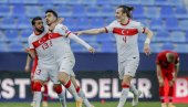 PREDLOZI ZA GOLOVE: Tip izdvaja - vi birate