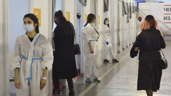 ВАКЦИНАЦИЈА У СРБИЈИ: До сада дато 2.325.000 доза вакцина ВАКЦИНАЦИЈА У СРБИЈИ: До сада дато 2.325.000 доза вакцина
