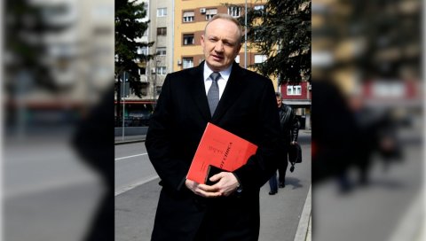 ЂИЛАСОВИ МИЛИОНИ ИДУ ПРЕД ТУЖИОЦА: Реакције поводом открића да је лидер ССП депоновао огроман новац на 53 рачуна у 17 држава ЂИЛАСОВИ МИЛИОНИ ИДУ ПРЕД ТУЖИОЦА: Реакције поводом открића да је лидер ССП депоновао огроман новац на 53 рачуна у 17 држава