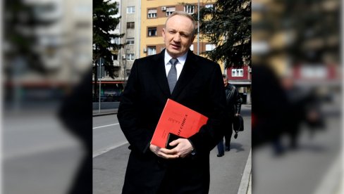 ЂИЛАСОВИ МИЛИОНИ ИДУ ПРЕД ТУЖИОЦА: Реакције поводом открића да је лидер ССП депоновао огроман новац на 53 рачуна у 17 држава ЂИЛАСОВИ МИЛИОНИ ИДУ ПРЕД ТУЖИОЦА: Реакције поводом открића да је лидер ССП депоновао огроман новац на 53 рачуна у 17 држава