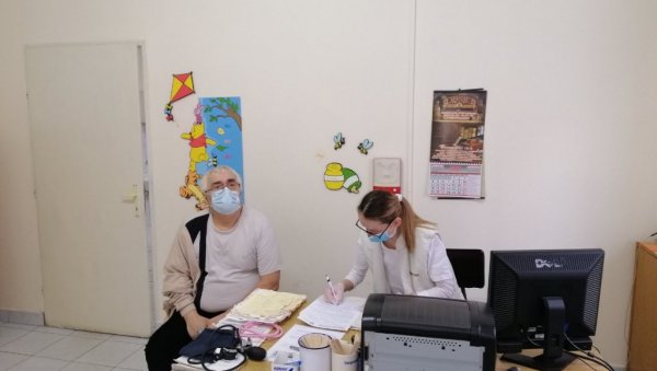 ОДЛИЧНО ОДРАЂЕН ПОСАО: У Мајданпеку вакцинисана петина становништва ОДЛИЧНО ОДРАЂЕН ПОСАО: У Мајданпеку вакцинисана петина становништва
