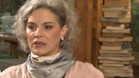 ПОЗНАТА ГЛУМИЦА ДОБИЛА ПРЕТЊЕ СМРЋУ: Разлог је језив, полиција кренула у потрагу ПОЗНАТА ГЛУМИЦА ДОБИЛА ПРЕТЊЕ СМРЋУ: Разлог је језив, полиција кренула у потрагу
