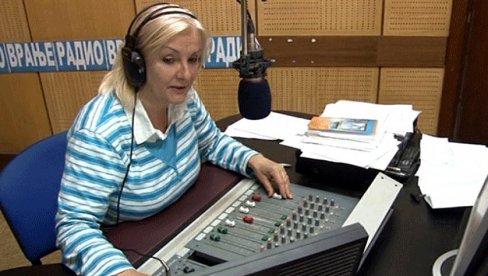 PREMINULA POZNATA VODITELJKA: Posle duge i teške bolesti napustila nas Boba Trajković PREMINULA POZNATA VODITELJKA: Posle duge i teške bolesti napustila nas Boba Trajković