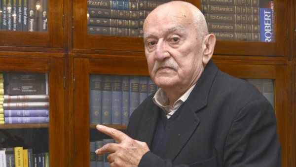 НАЈДРАЖА ФУНКЦИЈА! Књижевник Радован Бели Марковић, почасни председник ЖОК Железничар из Лајковца НАЈДРАЖА ФУНКЦИЈА! Књижевник Радован Бели Марковић, почасни председник ЖОК Железничар из Лајковца