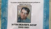 ТУГА ЗА ПРЕКИНУТОМ МЛАДОШЋУ: Сахрањен Лазар (18) за којим је трагао југ Србије ТУГА ЗА ПРЕКИНУТОМ МЛАДОШЋУ: Сахрањен Лазар (18) за којим је трагао југ Србије