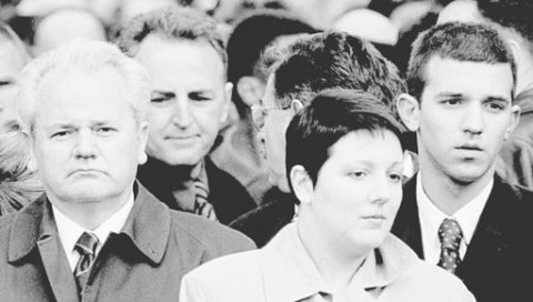 МАРКО И МАРИЈА МИЛОШЕВИЋ ТРАЖЕ ХИТНО ОБУСТАВЉАЊЕ СЕРИЈЕ: Слобина деца послала опомену пред тужбу МАРКО И МАРИЈА МИЛОШЕВИЋ ТРАЖЕ ХИТНО ОБУСТАВЉАЊЕ СЕРИЈЕ: Слобина деца послала опомену пред тужбу