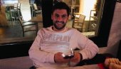 СТАРИЈА ЈЕ ОД ЊЕГА 17 ГОДИНА: Ко је Јелена, девојка глумца Милана Марића? СТАРИЈА ЈЕ ОД ЊЕГА 17 ГОДИНА: Ко је Јелена, девојка глумца Милана Марића?