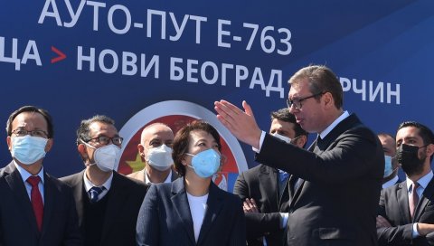 ПОЧЕЛИ РАДОВИ НА ПУТУ НОВИ БЕОГРАД -СУРЧИН - Вучић: Овај део града постаће један од најлепших и најтраженијих (ВИДЕО) ПОЧЕЛИ РАДОВИ НА ПУТУ НОВИ БЕОГРАД -СУРЧИН - Вучић: Овај део града постаће један од најлепших и најтраженијих (ВИДЕО)