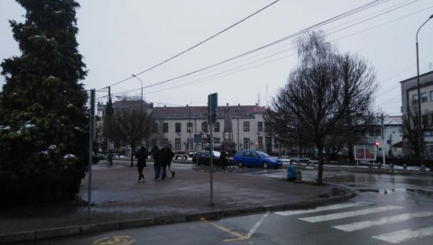 ЧИШЋЕЊЕ ЦРПИЛИШТА У ВЛАСОТИНЦУ: Најављен потпуни прекид у водоснабдевању ЧИШЋЕЊЕ ЦРПИЛИШТА У ВЛАСОТИНЦУ: Најављен потпуни прекид у водоснабдевању