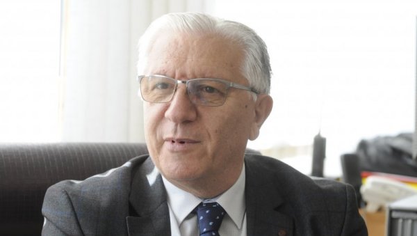 ПЕНЗИОНЕРА МНОГИ ЗАБОРАВЕ: Аврам Израел, најпознатији узбуњивач у Србији, 22 године после бомбардовања посвећен породици ПЕНЗИОНЕРА МНОГИ ЗАБОРАВЕ: Аврам Израел, најпознатији узбуњивач у Србији, 22 године после бомбардовања посвећен породици