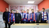 ВОЈВОДИНА ПОТПИСАЛА ПЕТОРИЦУ ОМЛАДИНАЦА: Стижу наследници Тадића и Сергеја ВОЈВОДИНА ПОТПИСАЛА ПЕТОРИЦУ ОМЛАДИНАЦА: Стижу наследници Тадића и Сергеја