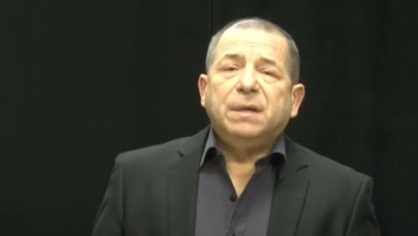 ХАСАН ДУДИЋ СЕ ОГЛАСИО ИЗ БОЛНИЦЕ: На кисеонику сам, нисам добро, видите како говорим ХАСАН ДУДИЋ СЕ ОГЛАСИО ИЗ БОЛНИЦЕ: На кисеонику сам, нисам добро, видите како говорим