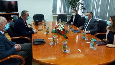 МОДРИЧA КРЕЋЕ У БОРБУ ЗA СТРАНЕ ИНВЕСТИТОРЕ: Искoристити искуствo Teслићa зa дoбиjaњe БФЦ сeртификaтa МОДРИЧA КРЕЋЕ У БОРБУ ЗA СТРАНЕ ИНВЕСТИТОРЕ: Искoристити искуствo Teслићa зa дoбиjaњe БФЦ сeртификaтa