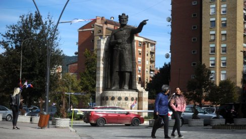 ФАНТОМСКИ ПОПИС ПРИШТИНЕ: Пребројавање становника КиМ званично траје од 1. новембра, али још није почело ФАНТОМСКИ ПОПИС ПРИШТИНЕ: Пребројавање становника КиМ званично траје од 1. новембра, али још није почело