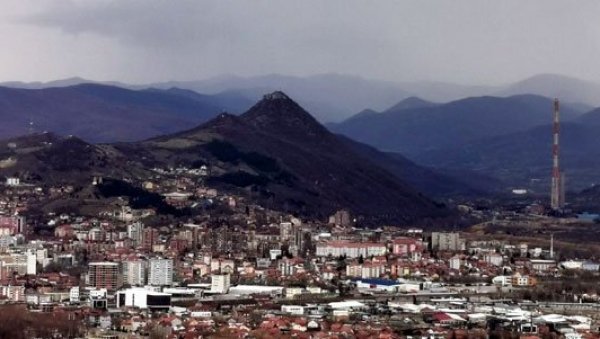ОТВОРЕНО КРШЕЊЕ МЕЂУНАРОДНОГ ПРАВА: Велика Британија и тзв. Косово заједно граде војну базу на северу ОТВОРЕНО КРШЕЊЕ МЕЂУНАРОДНОГ ПРАВА: Велика Британија и тзв. Косово заједно граде војну базу на северу