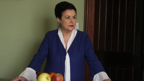 TITO JE SPAVAO SA MASERKAMA, NIJE BIO U DOBRIM ODNOSIMA SA JOVANKOM: Snežana Savić o ulozi i manje poznatim detaljima iz prošlosti Brozovih TITO JE SPAVAO SA MASERKAMA, NIJE BIO U DOBRIM ODNOSIMA SA JOVANKOM: Snežana Savić o ulozi i manje poznatim detaljima iz prošlosti Brozovih