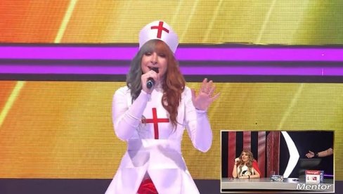 DOŠLA SAM DA VAS VAKCINIŠEM: Takmičarka Zvezda Granda se pojavila u kostimu medicinske sestre - svi zanemeli (VIDEO) DOŠLA SAM DA VAS VAKCINIŠEM: Takmičarka Zvezda Granda se pojavila u kostimu medicinske sestre - svi zanemeli (VIDEO)