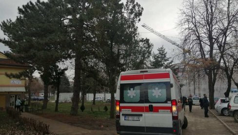 100 НОВООБОЛЕЛИХ У ПЧИЊСКОМ ОКРУГУ: У Врању хоспитализовано 156 пацијената 100 НОВООБОЛЕЛИХ У ПЧИЊСКОМ ОКРУГУ: У Врању хоспитализовано 156 пацијената